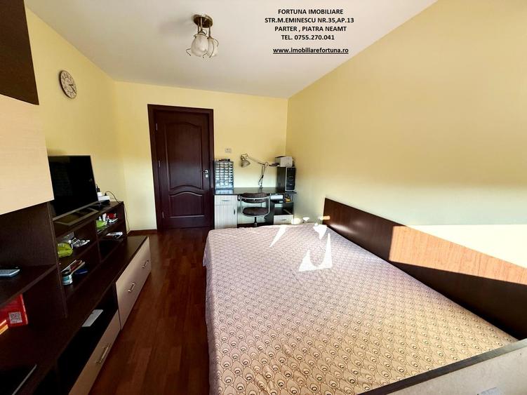 Proprietate com.Girov,compusa din casa, anexe si 8800 mp teren,com.0 cumparator