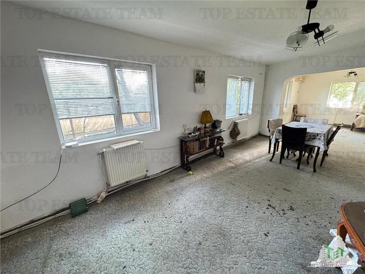 Casa de vanzare - Movilita, jud. Ialomita - 2000 mp teren, proprietate la buleva