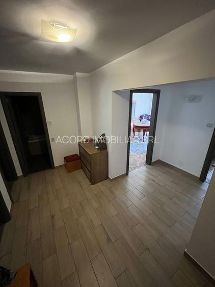 Apartament 4 camere Trocadero