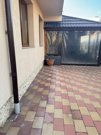 VILĂ MODERNĂ P+1E DE VANZARE – TRAIAN