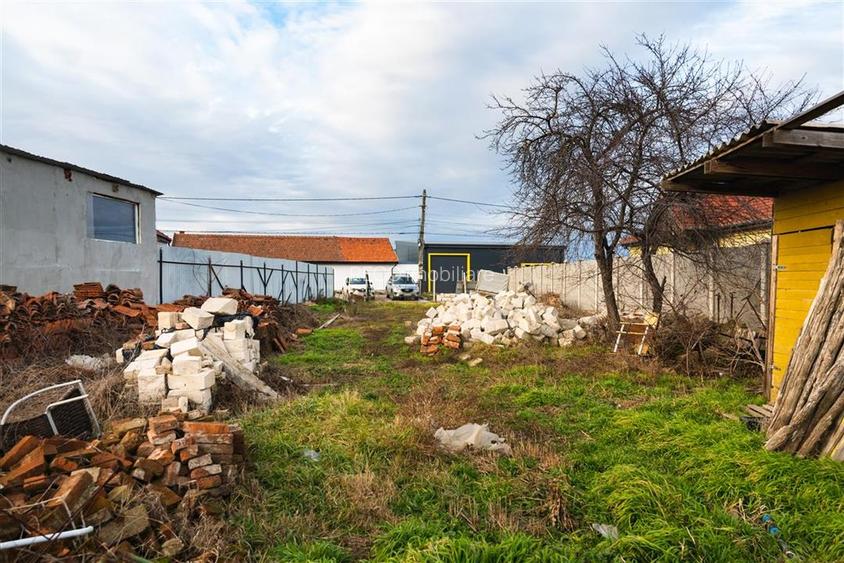 Teren intravilan cu toate utilitatile in Bors - 9