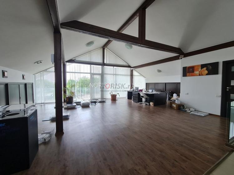 Private Estate lângă București | Vilă, Piscină & Sport Court - 26