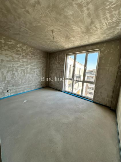 Apartament de 3 camere semifinisat/CF / 72,04 mp, balcon 4,20 mp, zona VIVO  - 4