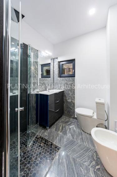 Inchiriere apartament 4 camere Piata Romana - 22