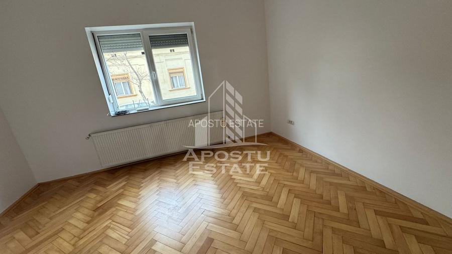 Casa, 4 camere, curte comuna de 200 mp,Timisoara zona Elisabetin - 8