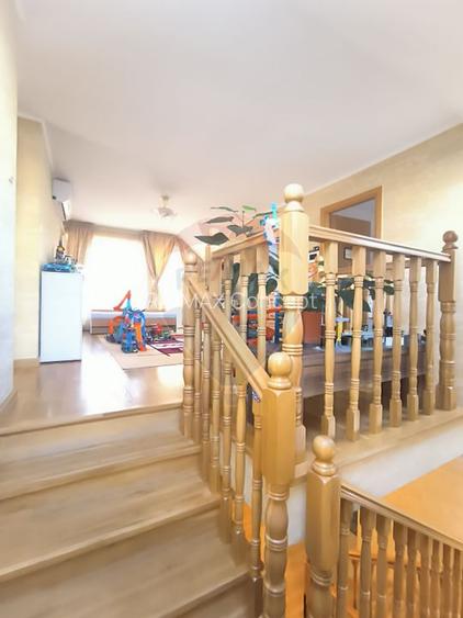 Casă de vanzare - 23