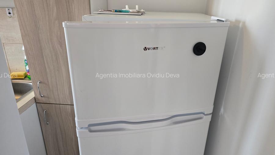 Vand apartament 2 camere in Deva, zona Kogalniceanu, decomandat, mobilat - 10