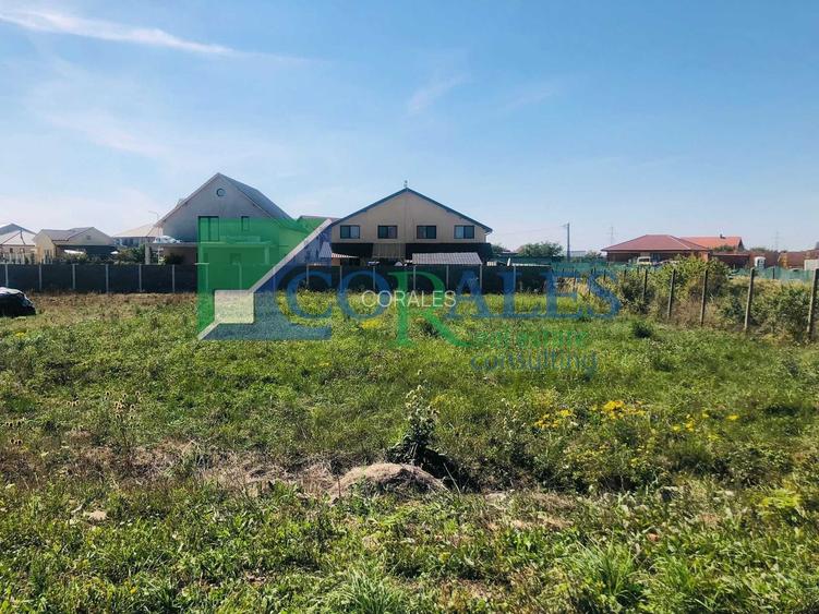 Teren pt construit, in vatra satului, front mare! - 2