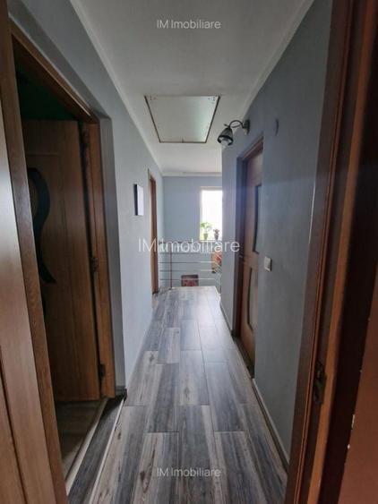 Sanmihaiu Roman- Vila Individuala - 5 camere - 800mp teren - 4