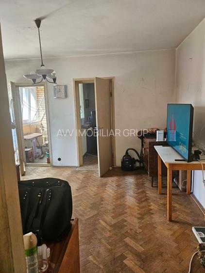 Titan Policlinica, Bdul Nicolae Grigorescu, stradal - 5