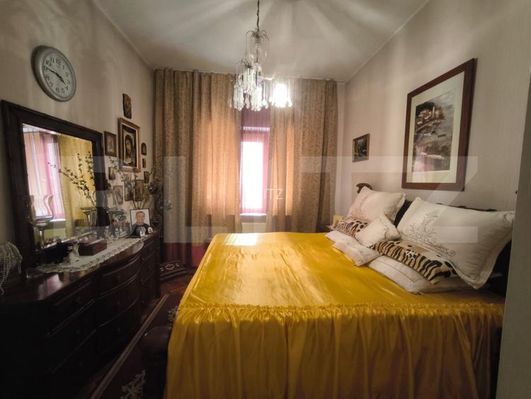 Casa 9 camere, 200 mp utili, zona Bd. Titulescu - 16