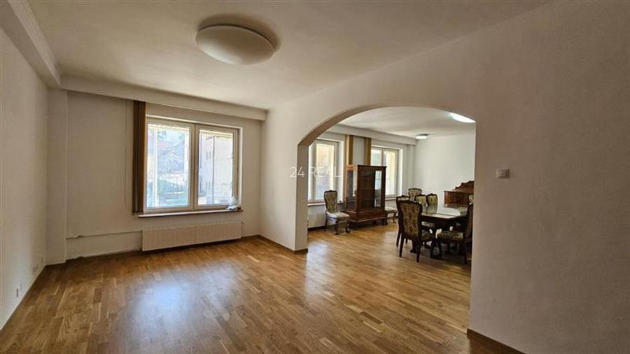 Vanzare birou langa Herastrau/Arcul de Triumf parter 400 mp - 2