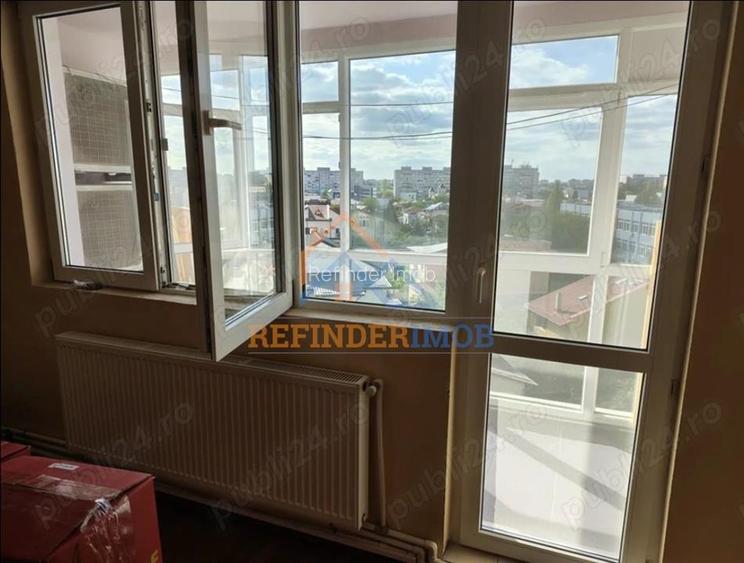 Apartament 3 camere sector 4 zona Obregia - 2