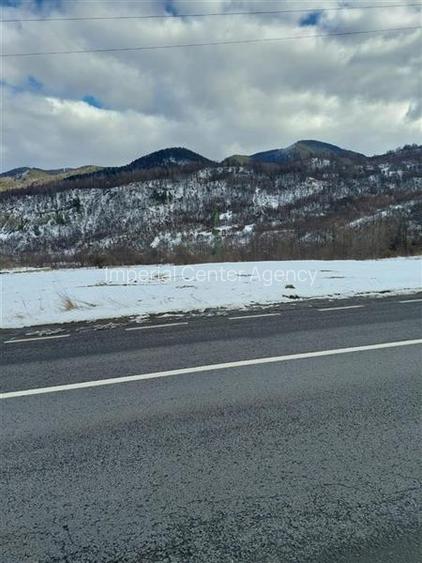 Teren intravilan de vanzare in Poiana Sarata - 3