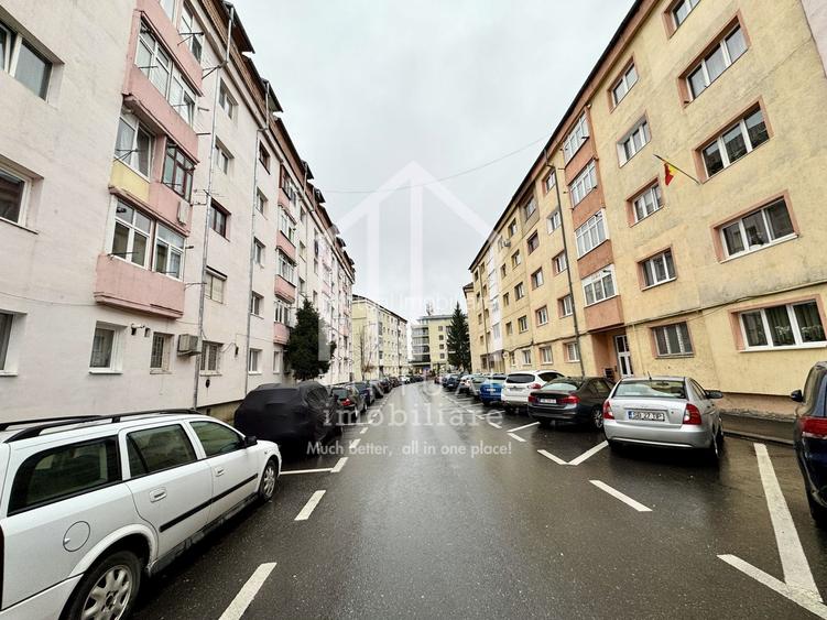 Garsoniera la etajul 1/4, 24mp utili, pivnita, Strand - 12