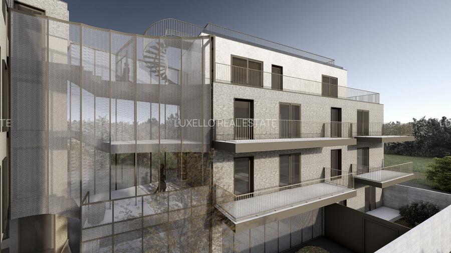 CLADIRE VECHE DE CONSOLIDAT + CONSTRUCTIE CORP NOU CU AUTORIZATIE DE CONSTRUIRE - 19