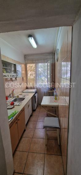 Malu Rosu se vinde la parter apartament semidecomandat,2camere,pret 42000 euro. - 2