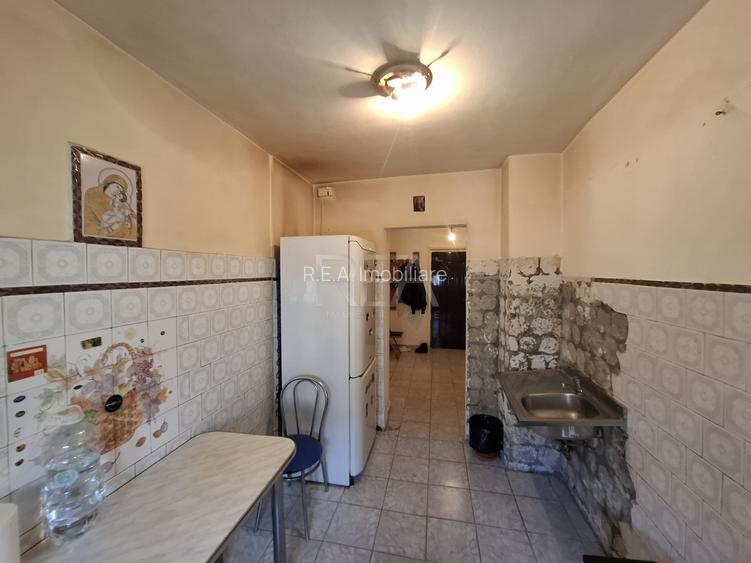 2 camere, et 6/10, bloc 1980, 58 mp-Gorjului - 6