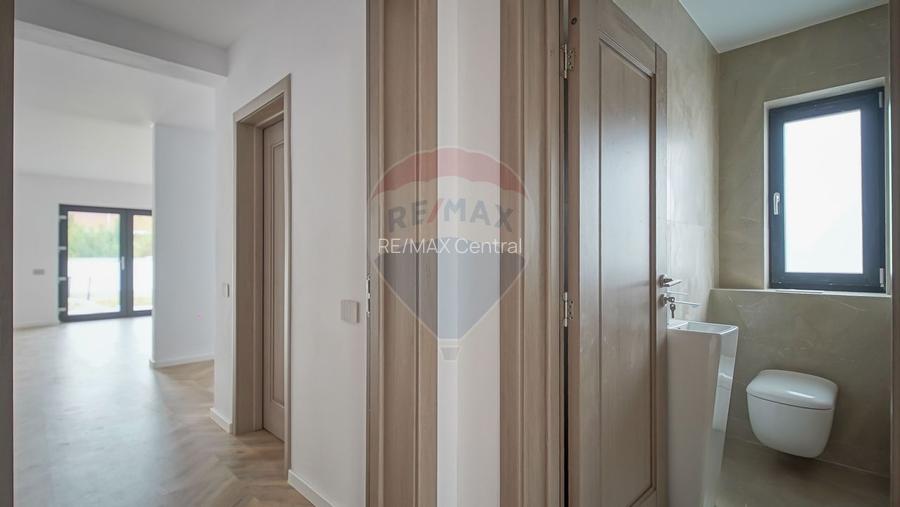 Comision 0 %! Casă cu 4 camere de vânzare în zona Stupini! - 19