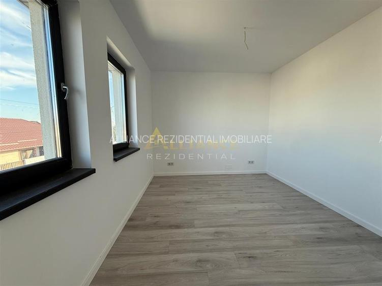 Vila individuala - 4 camere 2 bai - pod - pompa de caldura - - 3