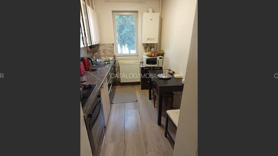 Apartament 3 camere - Decomandat - 4