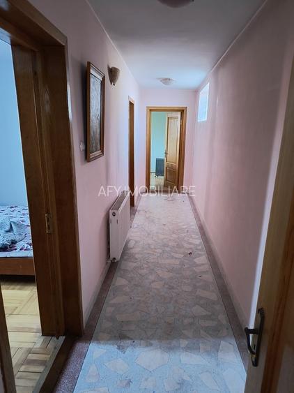 De Vanzare Casa 5 Camere, Anexa, Garaj, Curte - Parcul Carol - 4