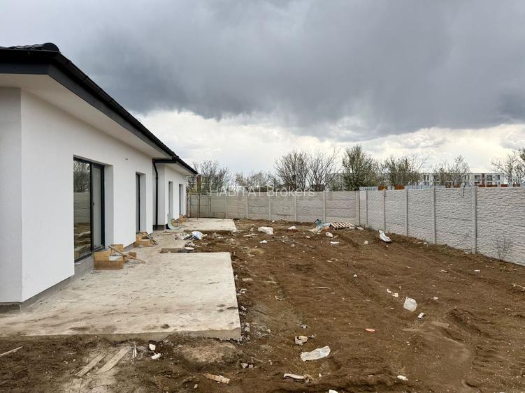 Casa 4 camere pe parter-Tunari | Teren 400 mp - 15