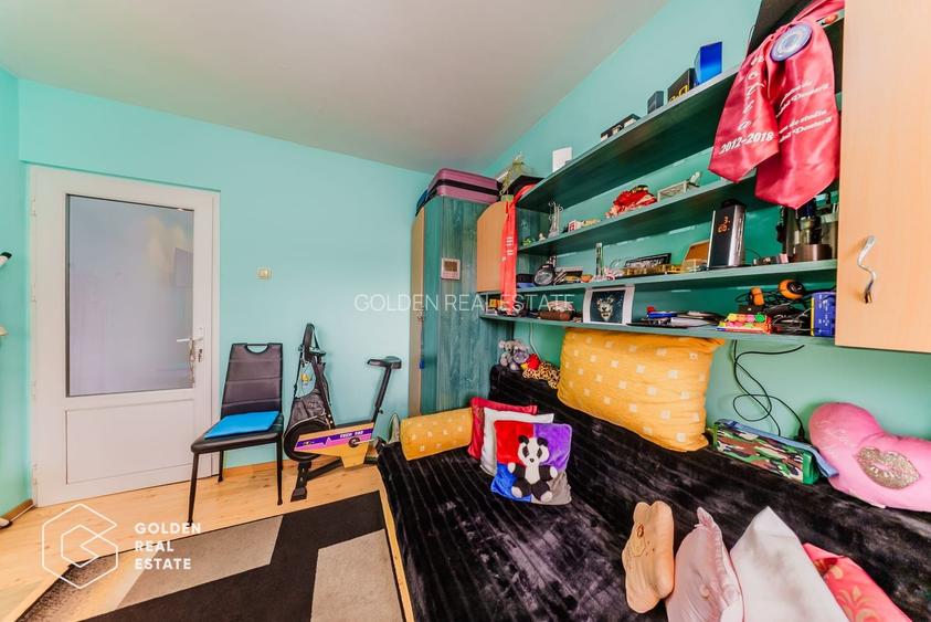 Apartament 3 camere, zona UTA, decomandat, comision 0% - 11