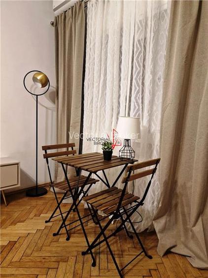 Garsoniera Ultracentrala Universitate Maria Rosetti locuinta sau SALON - 7