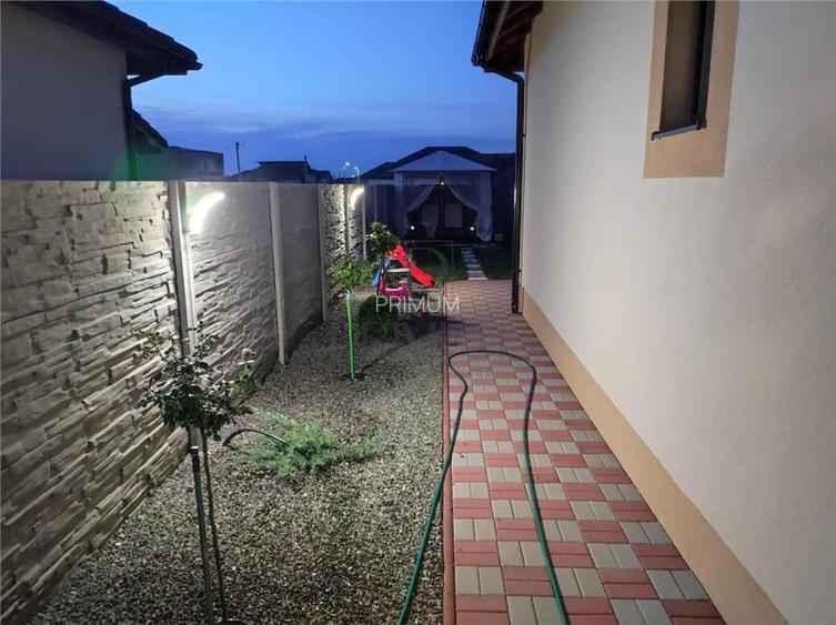 Duplex pe parter - bucatarie mobilata- toate utilitatile. - 4