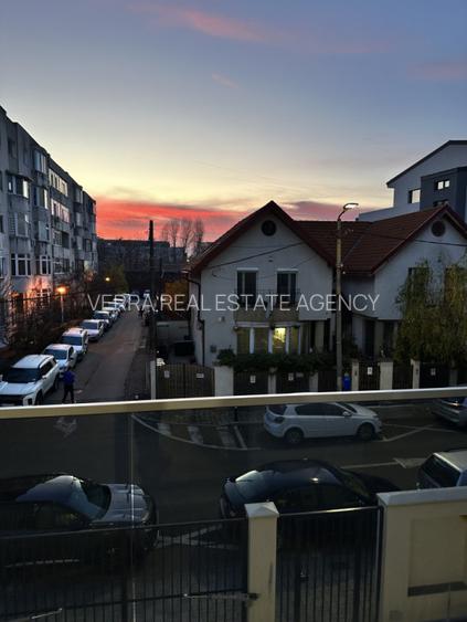 Inchiriere apartament modern 3 camere Barbu Vacarescu  - 12