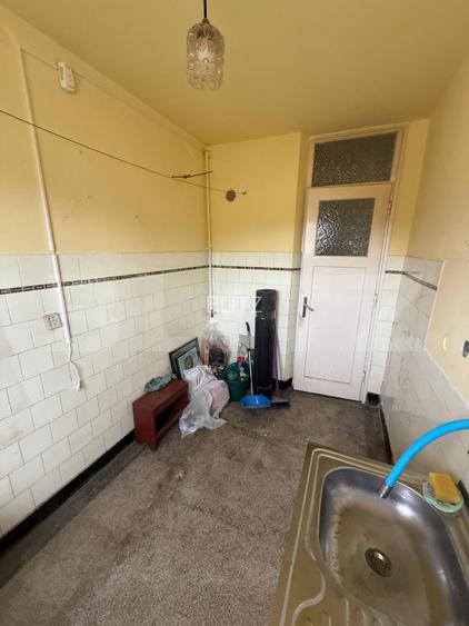 Apartament 2 camere, zona Astra - 6
