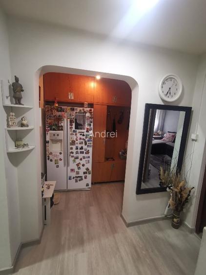 Apartament 3 camere, zona linistita, centrala pe gaz, aer conditionat. - 2