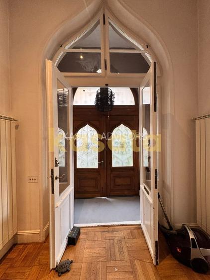 Închiriere vilă interbelică, Piata Victoriei,  renovată complet - 4