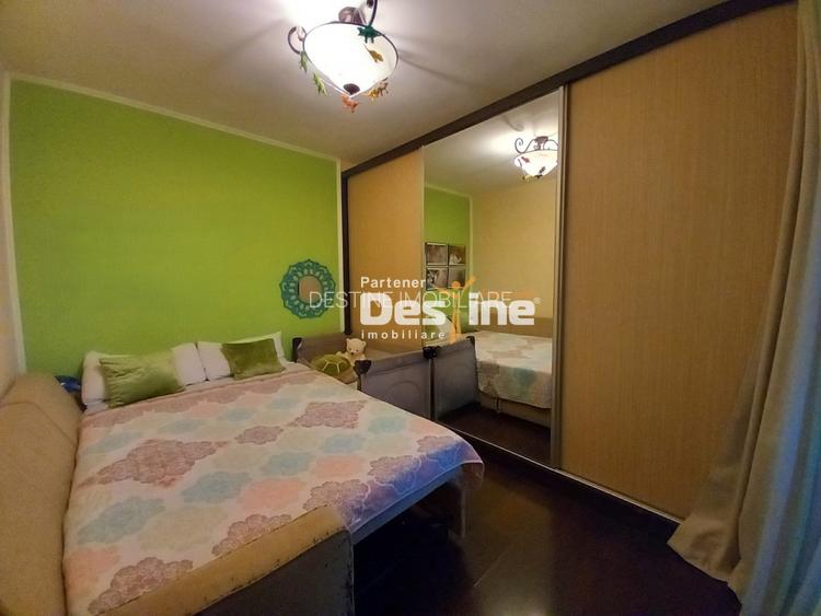 Apartament 2 camere 42 mp renovat cartier Smirodava Roman - 6