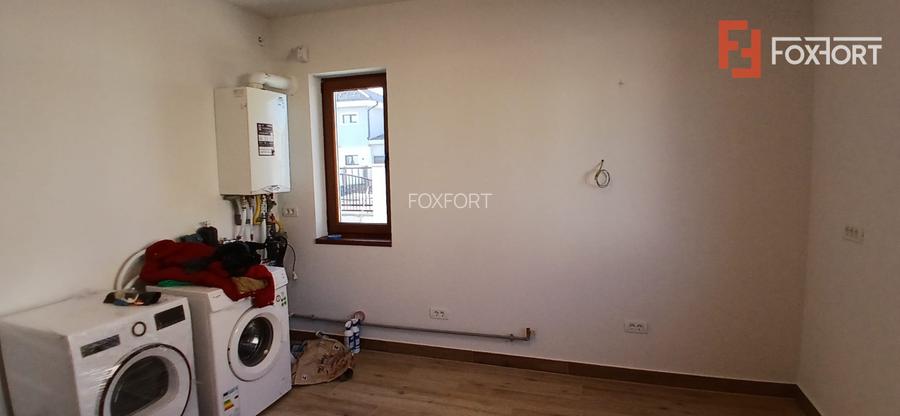 Duplex cu 5 camere si teren de 300 mp in Dumbravita la cheie - 9