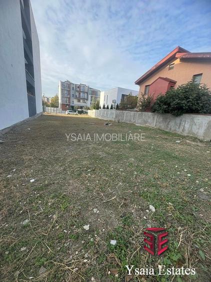 TEREN INTRAVILAN DE VANZARE -- COMPOZITORI - - 2