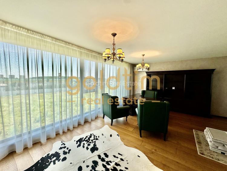 VILA DE COLT/ MOBILATA SI UTILATA/ PARCARI - 28