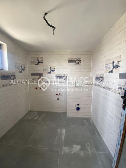 VALU LUI TRAIAN(COD 07) -Casa P+M 5 camere cu teren de 300 mp - 3