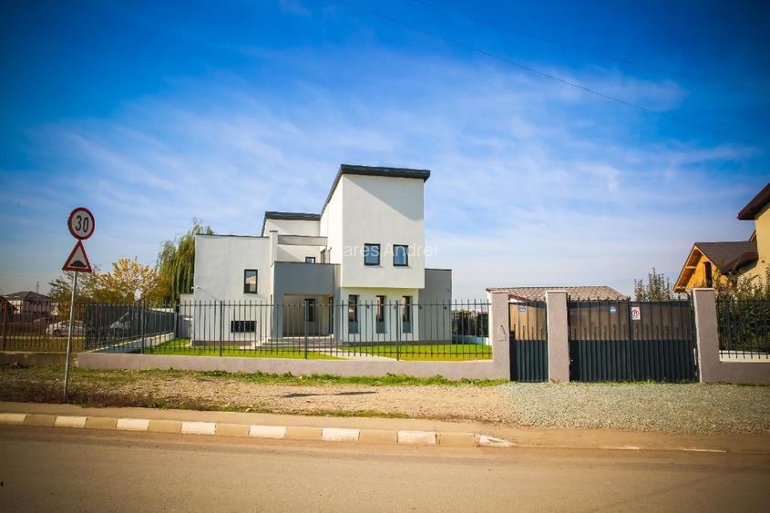 Vila P+2, Multiple Terase, Singura in Curte  - 13