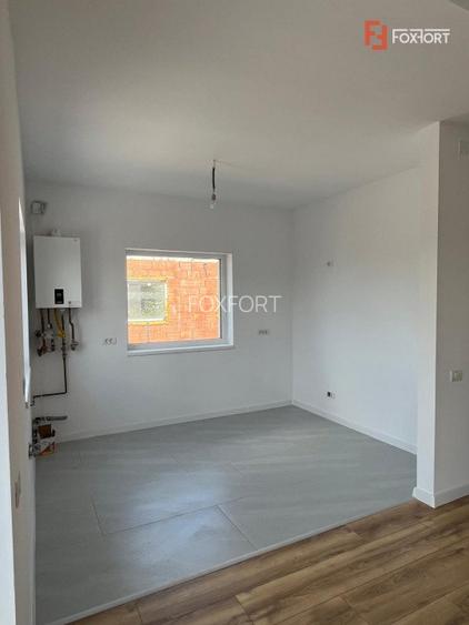 Duplex cu 3 camere si teren de 360 mp, zona Giarmata - 4