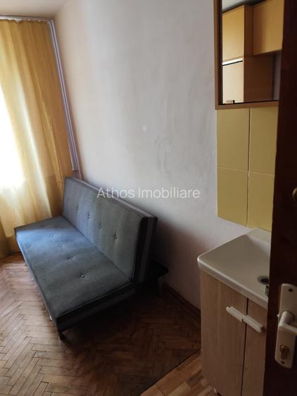 Garsoniera cf.3 cu baie comuna langa Facultatea de Medicina - 2
