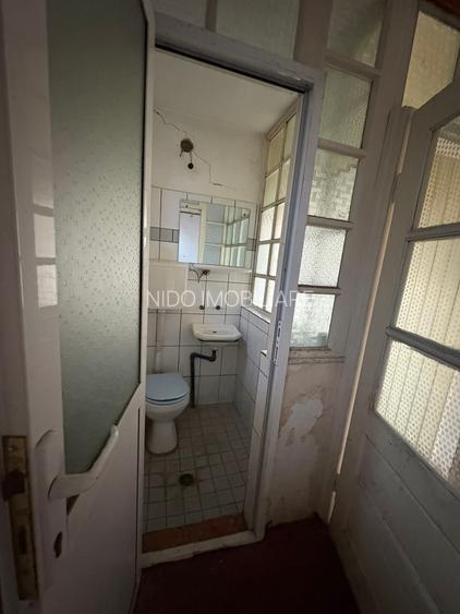 Casa de vânzare - Constanta - 6 CAMERE- 203 mp. totali - 25