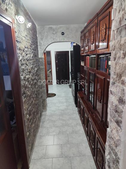 Vând apartament cu 3 camere decomandat - 11