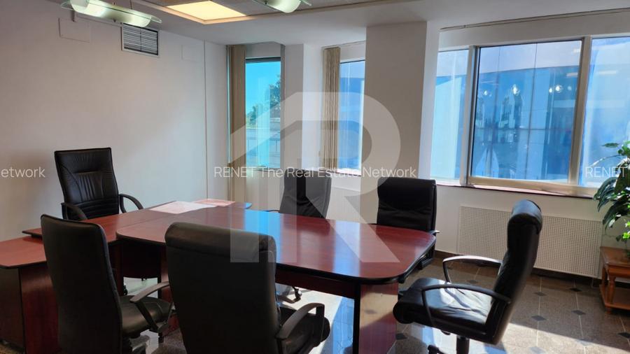 Spațiu premium birouri sau clinică, 2 corpuri, 12 parcări, lift, terasă - 7500 E - 21