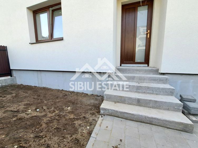Casa noua 4 camere, 2 bai, terasa, curte si magazie - 11