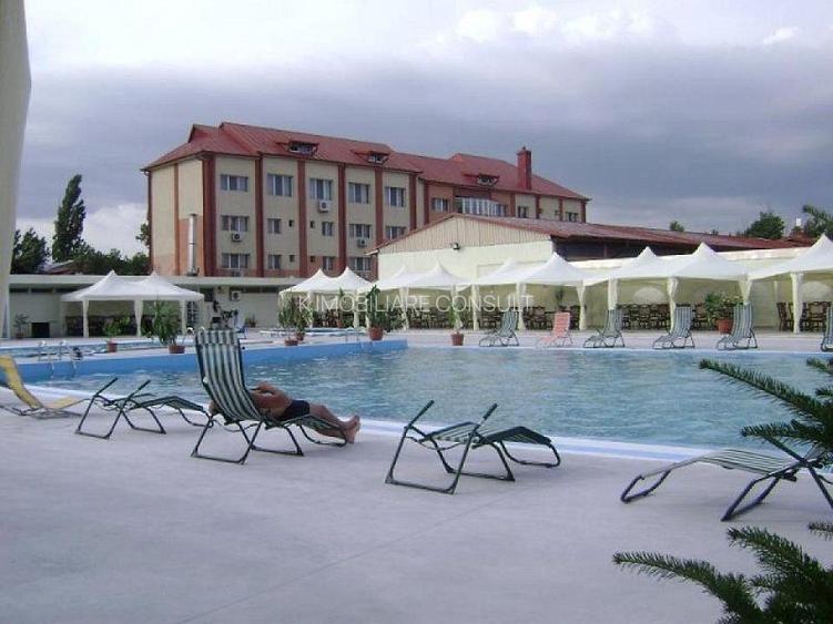 Pensiune restaurant , piscina, salon de evenimente de vanzare - 11