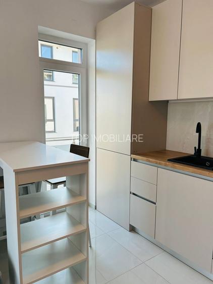 Apartament modern, prima închiriere, complet nou balcon generos - 5