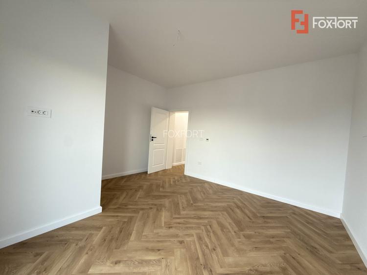 Duplex cu 4 camere de vanzare in localitatea Covaci - 8