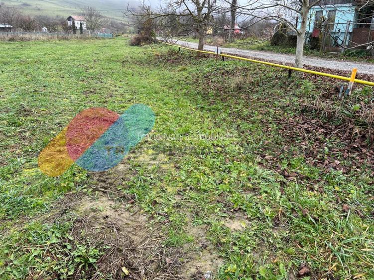 Teren intravilan 2402 mp, cu utilitati, zona Sopor/Borhanci - 2